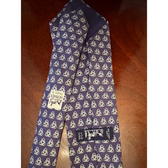 Hermès Paris Beautiful 100% Silk Tie - Picture 1 of 6